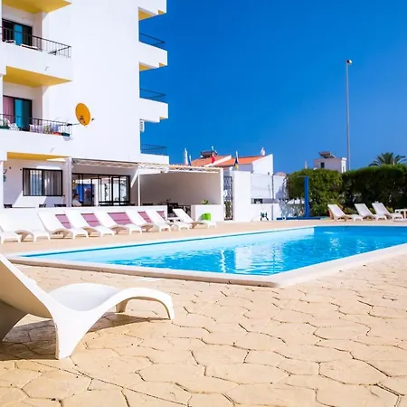 A02 - Pool At The City Gate Apartment Lagos